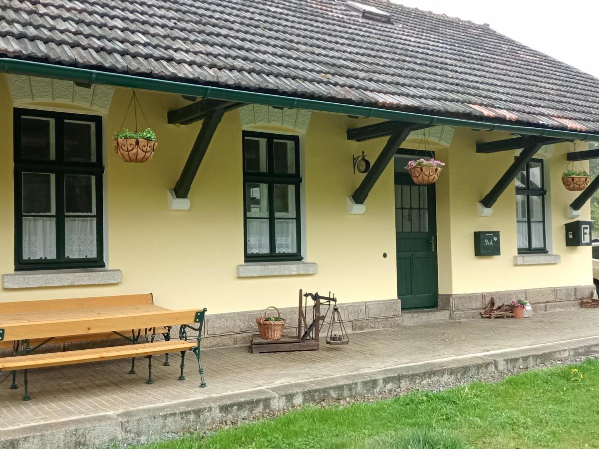 Appartement Nostalgie Bahnhof à Gmund  Extérieur photo